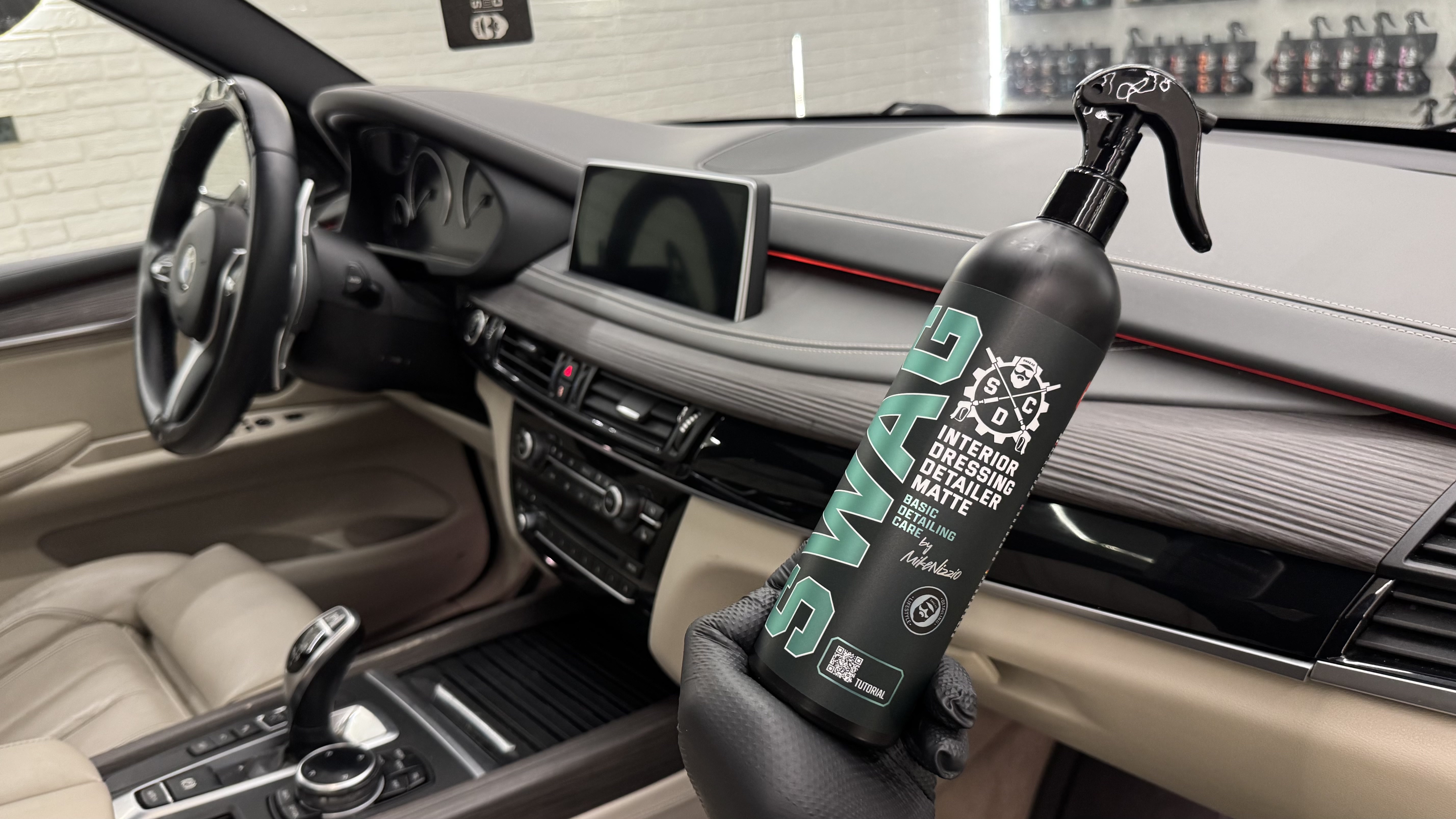 SWAG BASIC INTERIOR DRESSING DETAILER MATTE 500ml quick detailer do wnętrza